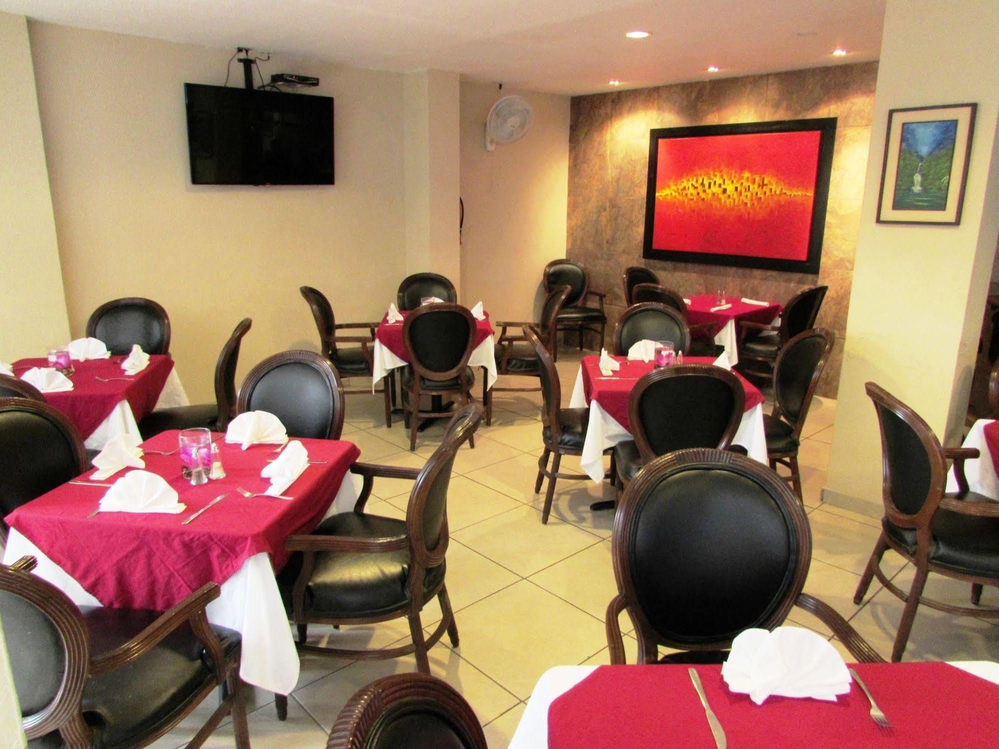 Siesta Hotel And Casino Antiguo Cuscatlán 外观 照片