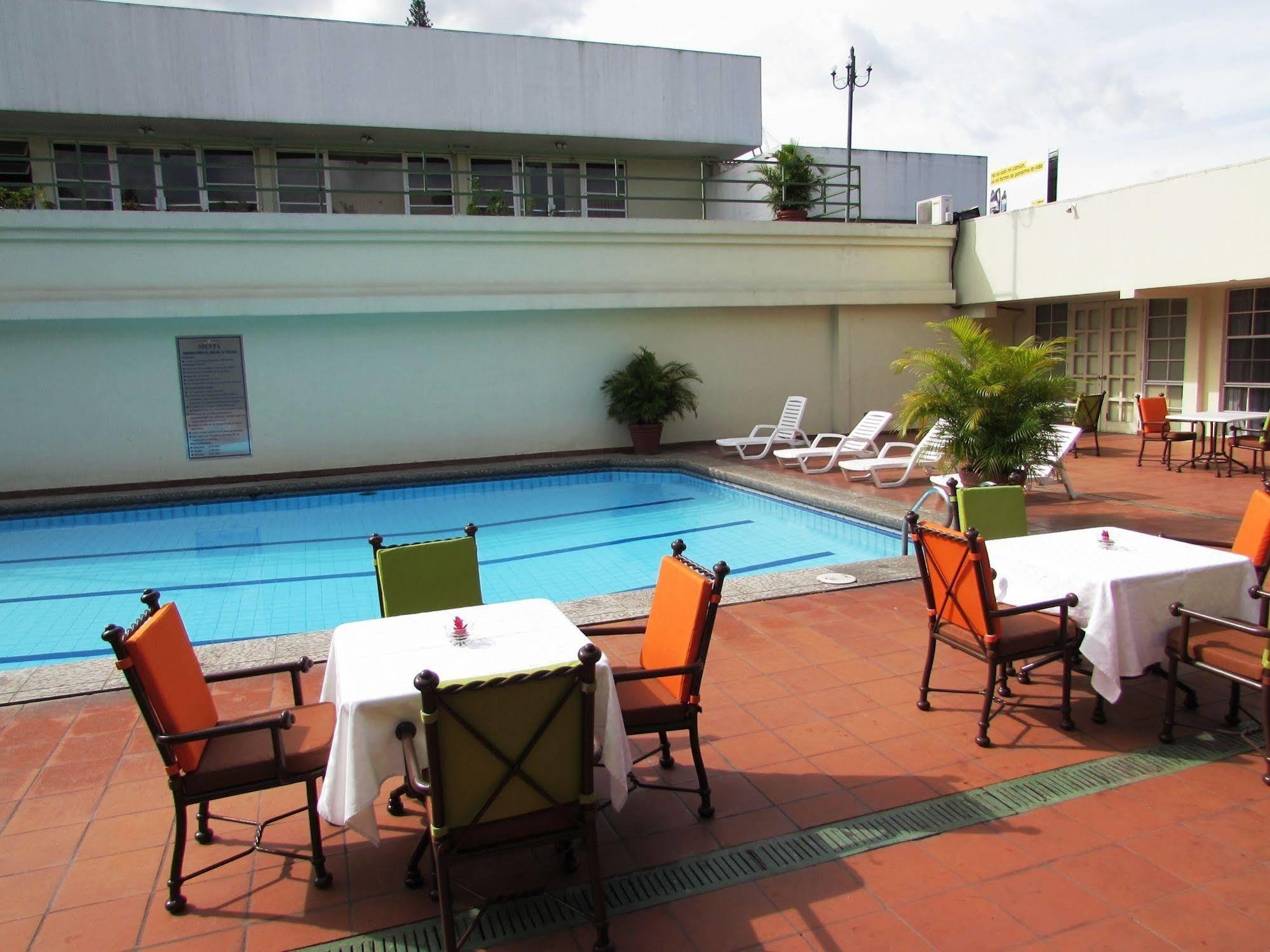 Siesta Hotel And Casino Antiguo Cuscatlán 外观 照片
