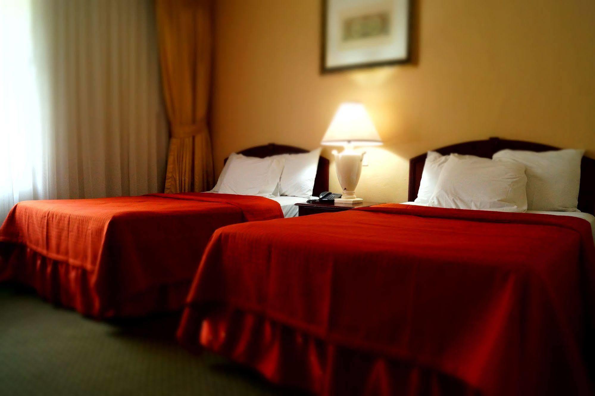 Siesta Hotel And Casino Antiguo Cuscatlán 外观 照片