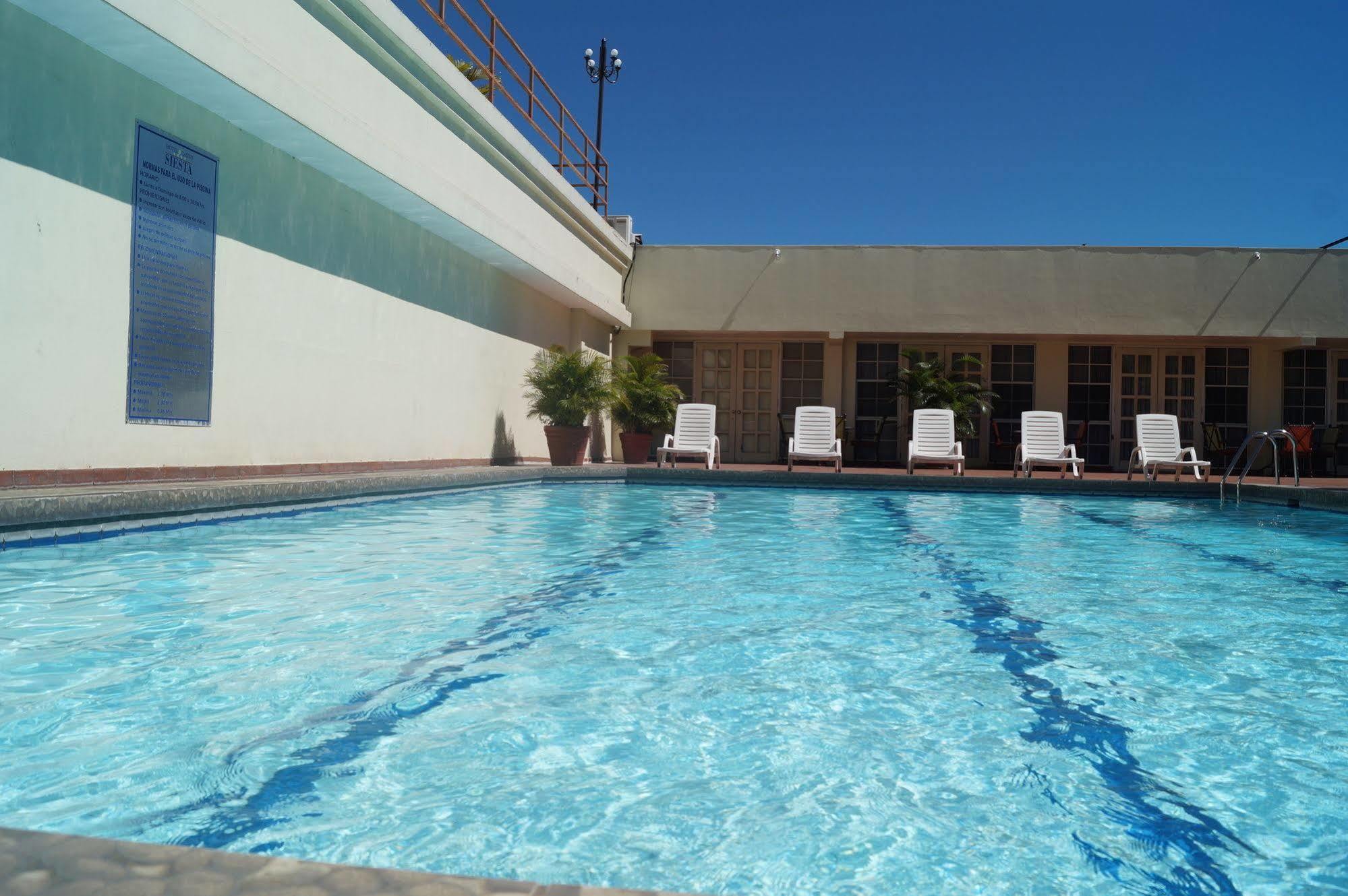 Siesta Hotel And Casino Antiguo Cuscatlán 外观 照片