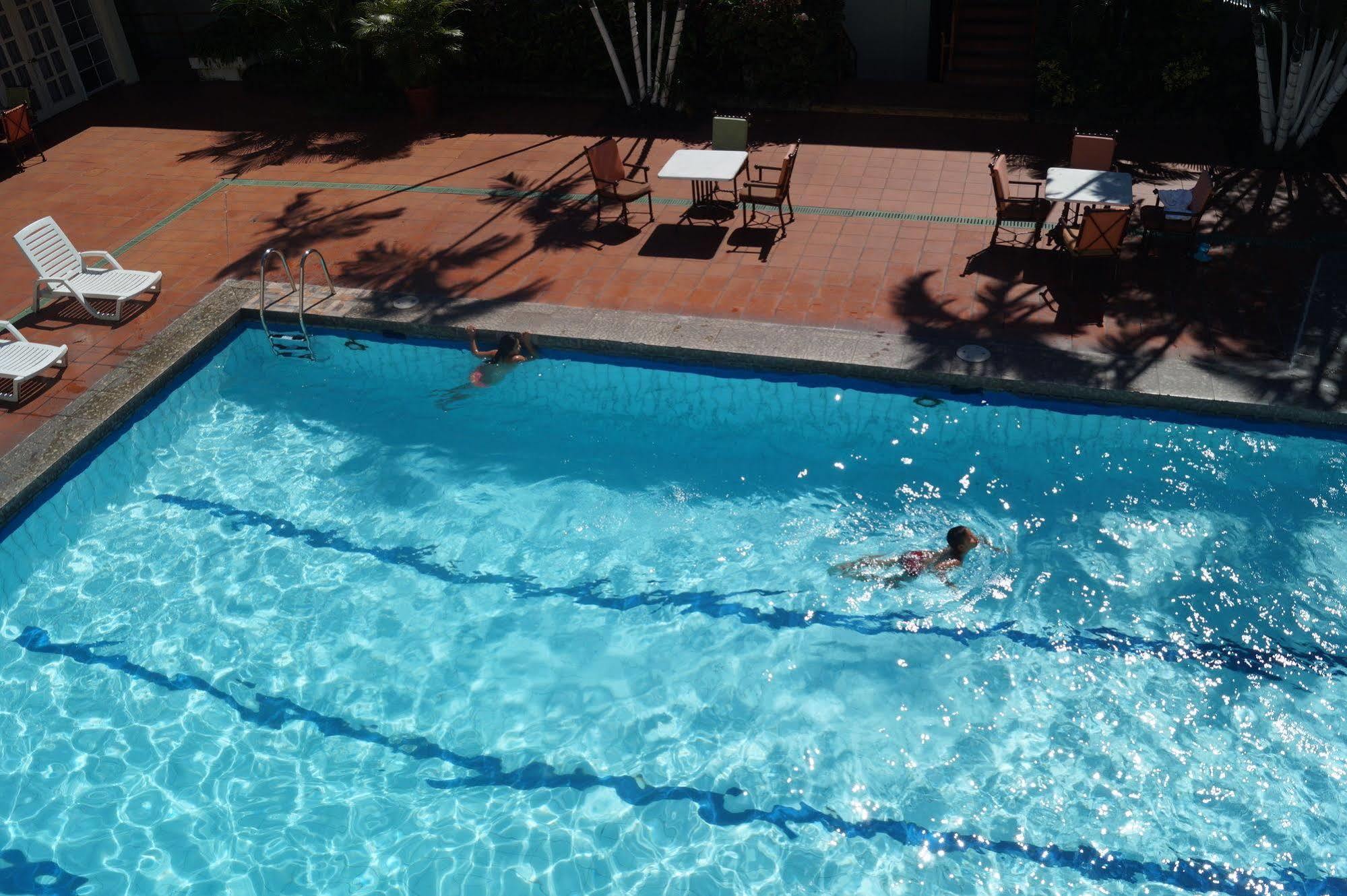 Siesta Hotel And Casino Antiguo Cuscatlán 外观 照片